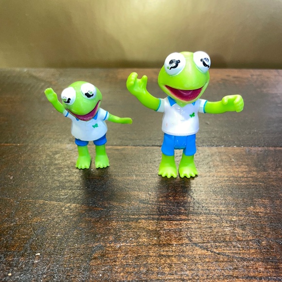 Lot 2 Disney Junior Muppets Just Play Babies Kermit The Frog PVC‎ Figures Toy - Picture 1 of 5